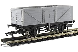 Dapol Model Railway 7 Plank Wagon (Unpainted) - OO Gauge 1:76 Scale