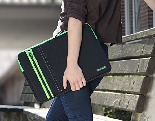 COOL BANANAS RainSuit Stripes Tasche für Apple MacBook 12 Zoll | Sleeve aus hochwertigem Neopren | wasserabweisend | spritzwasserschutz | leicht zu reinigen | Hülle für höchsten Schutz | Schwarz - 4