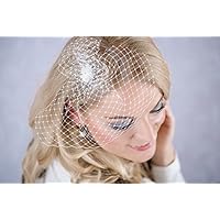 Braut Haarschmuck Wedding bridal styles Blüte Federn ivory Fascinator B32