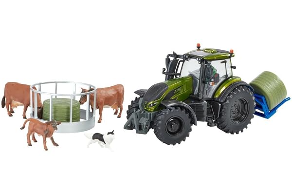 Britains 1:32 Coffret Tracteur Valtra 43324 Vert Olive avec Accessoires, Compatible avec Les Jouets à l'échelle 1:32, pour Les Collectionneurs et Les Enfants à partir de 3 Ans.