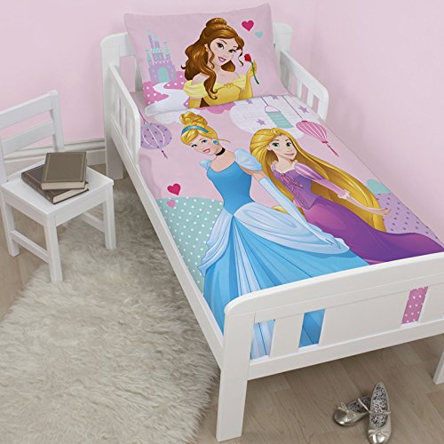 Disney Princess Enchanting 4 in 1 Junior Bedding Bundle (Duvet + Pillow + Covers)