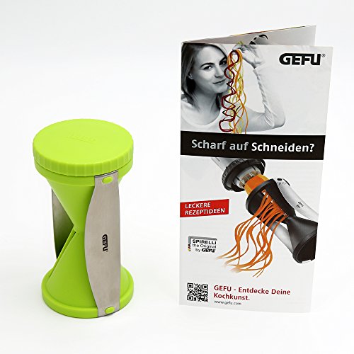 Gefu Spirelli Spiralschneider - verschiedene Farben + + Heftchen mit 4 Rezept-Tipps (grün)