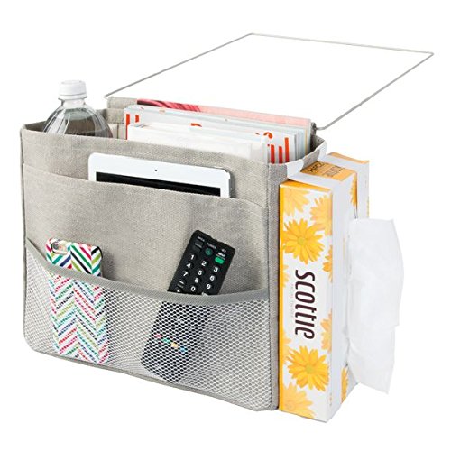 mDesign Bettablage zum Einhängen hellgrau – Hängeaufbewahrung für Mobiltelefon, Fernbedienung, Wasserflasche, Zeitschriften – Bett-Organizer für das Schlafzimmer – 3 Taschen - 2