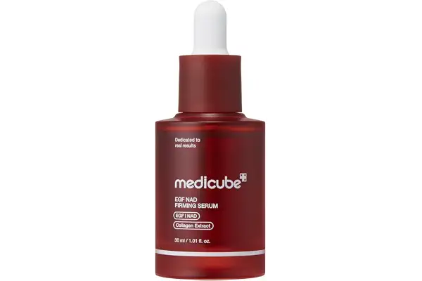medicube NAD EGF Firming Serum for Face & Neck | Sérum Antiedad con Péptidos y Colágeno, Reduce Signos de la Edad y Mejora la Elasticidad y los Poros, Cosmética Coreana, 30ml