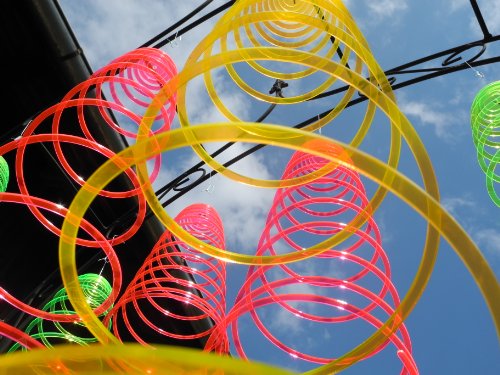 SunSpiro® – Licht & Laune® Sonnenspirale, zitronengelb, D. 30 cm – Länge ca. 180 cm - 5