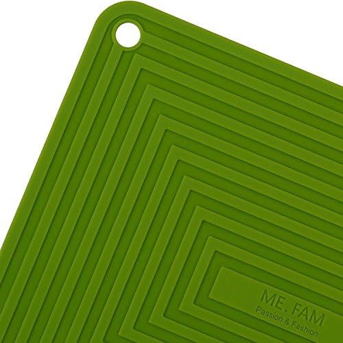 CREATESTAR Waves Design Silicone Trivet,placemat,trivet,pot Holder,jar Opener,spoon Rest and Garlic Peeler (Set of 2) Non Slip,flexible,durable,dishwasher Safe,heat Resistant Hot Pads (Green)