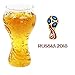 Produktbild Freefa Glas Bierkrug Tasse Bierkrüge mit Gravur 2018 Russland Fußball Welt Trophäe Form Glas Kultur Fußball für Familien Bar Club Partyangebot Camping Feier Geschenk Für Ihren Fußballfan Ihr Freund, Ehemann, Vater. 400Ml