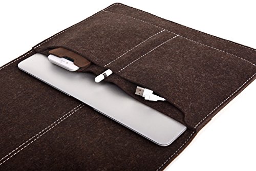 ALMWILD Apple Macbook Pro 13 Hülle, Tasche (Touch Bar, Touch ID). Aus echtem Rinds- Leder und 100% Woll- Filz. Case in Trüffel- Braun mit magnetischer Umschlagklappe aus Echt- Leder in Braun. In Bayern handgefertigt - 4