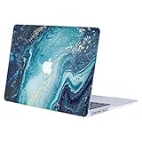 Dimensión de la caja: 12.9 x 9 x 0.8 pulgadas / 32.8 x 22.9 x 2 cm , el MacBook Air 13 pulgadas dimensión: 12.79 x 8.94 x 0.68 pulgadas / 32.5 x 22.7 x 1.7 cm.