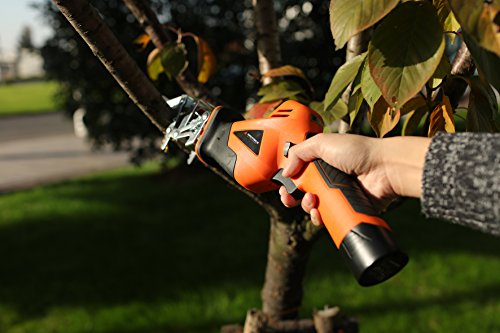 Yardforce Akku-Gartensäge GDGS12, inkl. 12V Li-Ion-Samsung-Akku, Ladegerät, inkl. 3 Klingen (1x Holz, 1x Metall, 1x Kunststoff), Schneidleistung: Holz bis 80mm, weiches Metall bis 7mm - 2