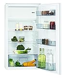 Dieser Kühlschrank hat Ablagen aus stabilem Sicherheitsglas, auf dem selbst schwerste Produkte gelagert werden können