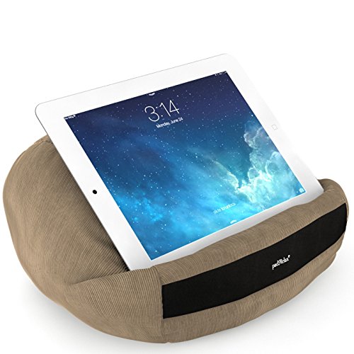 padRelax casual Camel iPad Kissen bis 10.5 Zoll, Made in Germany, für Bett, Sofa, Tisch und jedes Apple iPad, Samsung Galaxy Tab, eReader, Buch,..