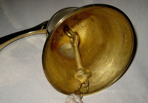 6000g – Große, schwere Schiffsglocke – mit Halterung/Bändsel- Messing - 5