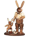  Mueller Osterhase Hasenvater mit spielendem Kind, 11 cm hoch, natur, original Erzgebirge Seiffen