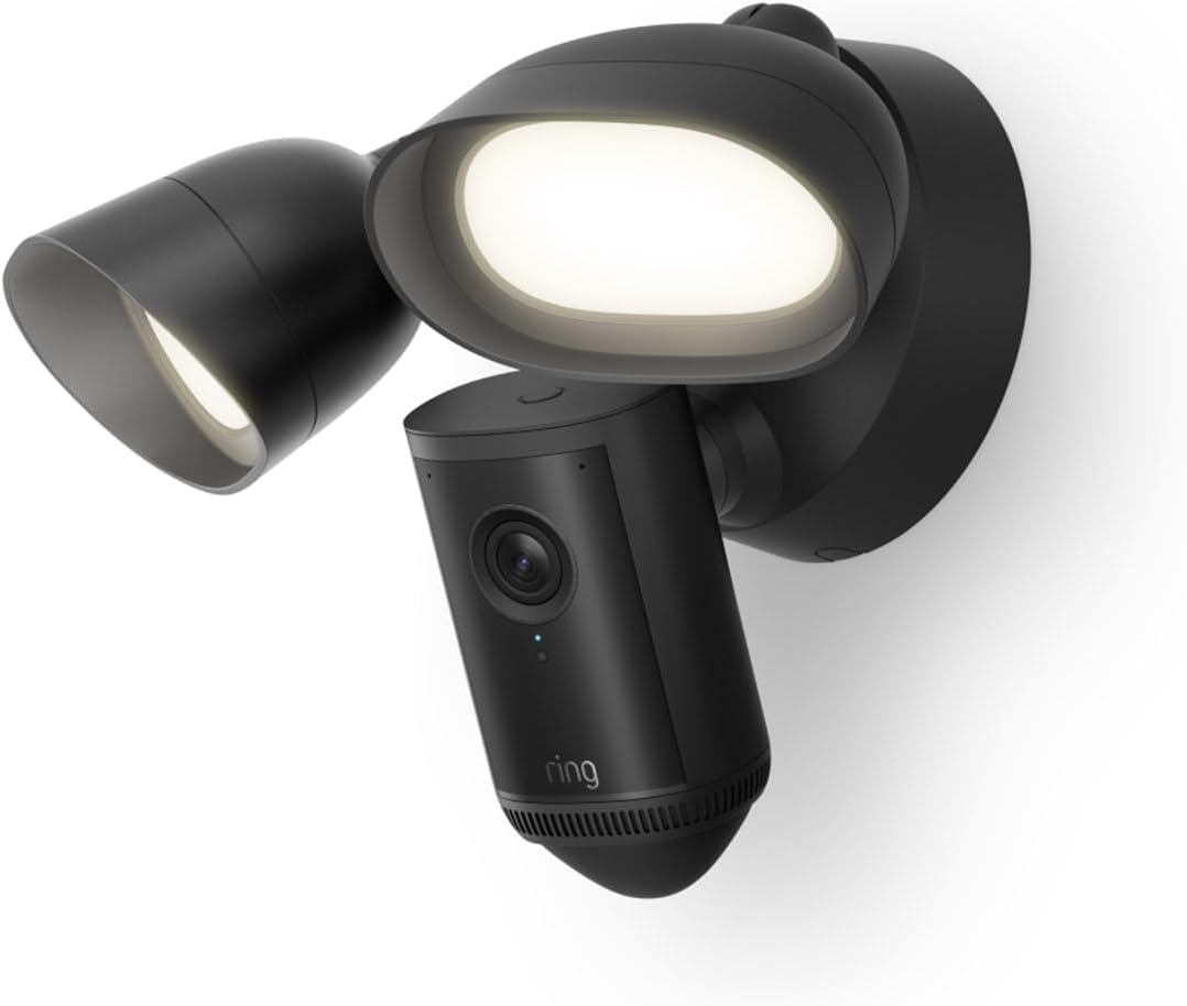Ring Floodlight Camera 4K Pro, Caméra Floodlight (nouvelle génération), Caméra de surveillance extérieure, Retinal 4K, Zoom 10x, 2000 lumens, Essai gratuit de 30 jours de l'abonnement Ring
