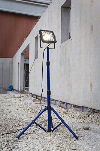 as – Schwabe Chip-LED-Strahler 30 W auf Stativ mit Transport-Koffer, IP 65 Baustrahler für Aussen und Baustelle, Blau a_plus, 1 Stück, 46404 - 5