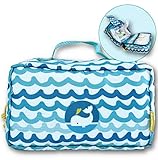 Kulturbeutel: Viel Platz und transparente Fächer für eine bessere Übersicht. Praktischer Spiegel und austauschbare Namenskarte für Kindergarten, Schulausflüge und Ferienlager