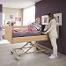Produktbild Pflegebett De Luxe Elektro mit Matratze und Aufstehhilfe - elektrisch verstellbar - orthopädisches Bett höhenverstellbar für ältere Menschen Senioren - Krankenbett Seniorenbett Transportbett