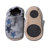 marken kinderschuhe  HOBEA-Germany Baby Lauflernschuhe Sterne mit Anti-Rutsch-Pads, Kinder Hausschuhe, Lederschuhe, Design: grau mit blauen Sternchen, Größe 22/23 (18-24 Mon)