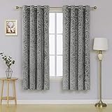 Die Vorhänge sind sehr weich.