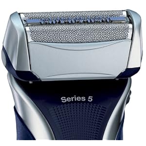 Braun Series 5 590cc Clean & Renew System Electric Rechargeable Male Foil Shaver - Image 3