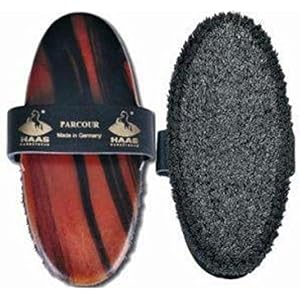 Haas Kardätsche Parcour mit starkem Rosshaar im schicken grau und schwarz mit Lederhandschlaufe Damengröße 200x85