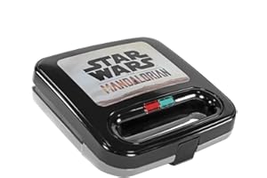 Uncanny Brands - Sandwichera diseño The Mandalorian, Baby Yoda y Cazarecompensas