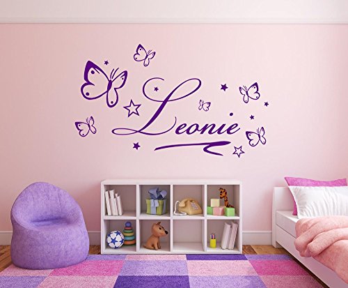Wandtattoo mit Namen ~ Schmetterlingen und 20 Sternen ~ Türaufkleber, Kinderzimmer für Mädchen, 73020-58cm-violett, fürs Jungenzimmer, Mädchenzimmer Namensaufkleber Wandaufkleber Wandtatoos Sticker Aufkleber für die Wand, Tapetensticker, Tattoo aus Markenfolie mit Wunschname, in 32 Farben wählbar - 2