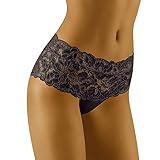 Gefertigt aus wunderschöner Spitze und glattem Stoff bester Qualität.