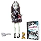 Puppen NICHT allein sein kann.