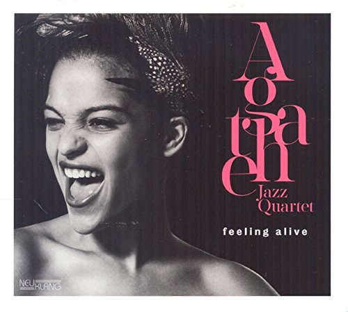 couverture de : Feeling alive