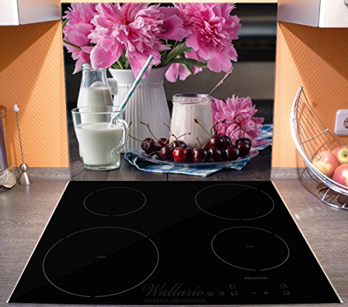 Wallario Herdabdeckplatte / Spitzschutz aus Glas, 1-teilig, 60x52cm, für Ceran- und Induktionsherde, Milch mit Kirschen zum Frühstück mit rosa Blumenarrangement - 3