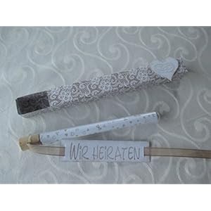 Einladung im Reagenzglas zur Hochzeit