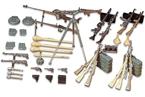 Tamiya TM35111 Dt. Waffen Inf 35111 - Set diorama 1:35 Fanteria tedesca (24), modellismo, kit di plastica, non verniciato