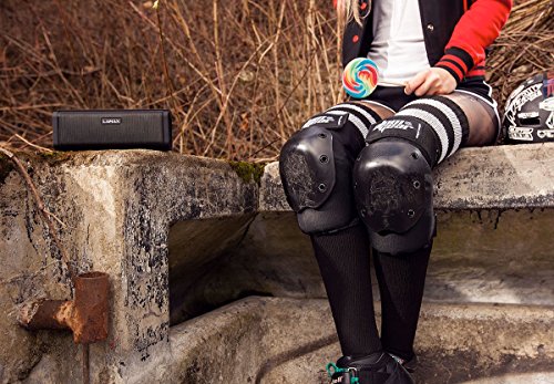 LAMAX BEAT Street ST-1 Mobiler Bluetooth Speaker Lautsprecher mit Powerbank Funktion und SD Card Slot - 7