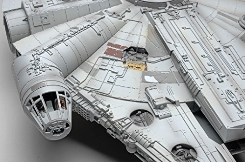 Revell GmbH 15093 Fine Molds Master Series Star Wars Millennium Falcon Model Kit