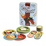 A sus bentos para el concurso de sushi. El que come el más de sushi de una misma por lo gana los puntos. El que come el más varié a derecho al postre... Su objetivo: comer un máx. de sushi y el más varié posible para ganar los puntos y el postre. Contenido: - 8 tarjetas Sushi thon - 7 Tarjetas California Gamba - 6 tarjetas Rolls salmón - 5 tarjetas Maki Concombre - 4 tarjetas Temaki maquereau - 2 tarjetas Joker - 18 fichas de puntos de victoria