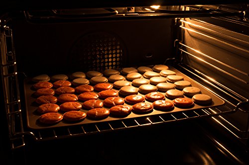 Belmalia Macarons Backmatte aus Silikon für 24 perfekte Makronen 48 Mulden antihaftbeschichtet 38x28cm Pink Rosa - 3