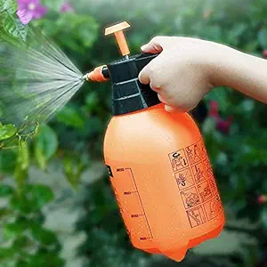 Tip&Top creation Garden Spray Water Sprinkler Pump High Pressure for Gardening Small Plants, Flowers, Mister Lawn Water Shower Spray 2 Litre Bottle for Herbicides, Pesticides, Fertilizers Garden Plants Nozzle Spary Gun