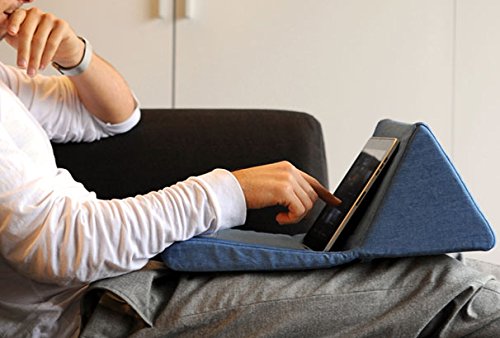 IPEVO PadPillow und Halterung Kissen für iPads aller Generationen – iPad Air und iPad mini und iPad 4 und iPad 3 und iPad 2 und iPad 1 – Blue Denim - 5