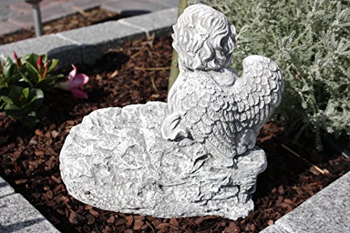 Grabschmuck Engel am Fels mit Inschrift, massiver Steinguss, frostfest - 3
