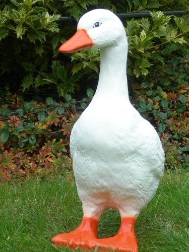Gartenfigur Gans stehend H 40 cm Vogelfigur aus Kunstharz