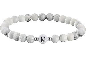 Kim Johanson Partner Perlenarmband mit Buchstabe aus Howlith Stein für Pärchen I Naturstein Freundschaftsarmband in Weiß I Geschenk für Paare mit Gravur I Für Frauen und Männer inkl. Schmuckbeutel