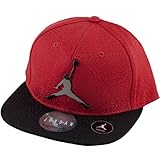 Color rojo y negro. NIKE Jordan Elephant Print Snapback Cap - Youth Boy\'s 8/20