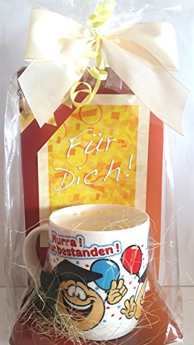 Tasse mit Aufdruck, Motiv und Spruch in Geschenkfolie mit Bilderhalter und Geschenkkarte: Hurra, Abitur