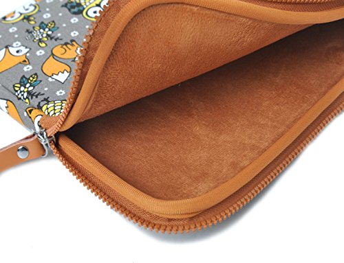 art&cherry © 13-13,3″ Universal Notebook & Laptop Schutzhülle / Hülle / Tasche aus feinstem Canvas-Gewebe 13Zoll z.B. Apple MacBook / HP ProBook / Lenovo Ideapad Yoga 2 / Acer Aspire & ChromeBook / Asus Transformer / DELL XPS Computer Muster 7 ( Fuchs & Eule ‚dunkel‘ ) - 2