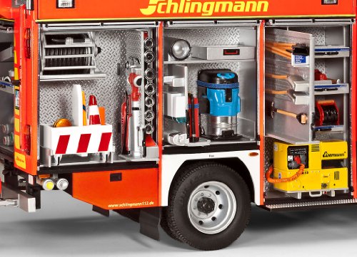 Revell 1:24 Scale Schlingmann LF 20/16 Plastic Kit