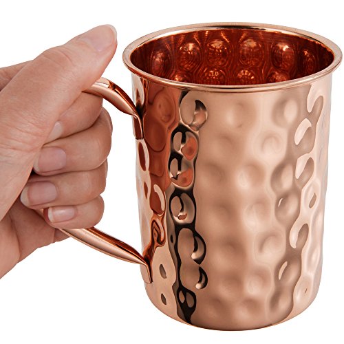 Moscow Mule Kupferbecher: 2er Set – Enthält 2 x 18oz Becher, 2 x Untersetzer, 2 x Strohhalme, 1 x Shotglas in Geschenkbox mit Bonus Cocktail-Rezepte-eBook – 100% Kupferzubehör – Handgemachter Trinkbecher in Roosevelt-Optik mit Hammerschlag-Effekt – Das Perfekte Geschenk für Hochzeiten, Jahrestag, Hochzeitstag, Geburtstag oder Weihnachten für Sie oder Ihn - 3