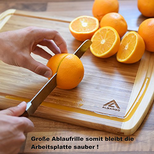 ALBARGO – Bio Bambus Schneidebrett – natürlich & messerschonend | Holzschneidebrett Brotschneidebrett Abdeckplatte Küchenbrett Servierbrett Schneideunterlage Nudelbrett Tranchierbrett mit Saftrille - 5