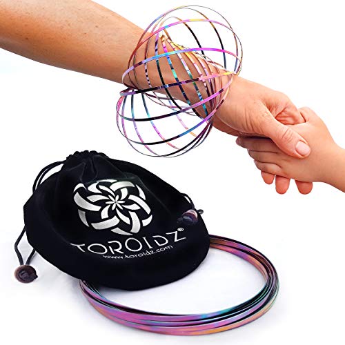 Toroidz ® Flow Ring - (Arcobaleno) Anello di Flusso interattivo! 3D Slinky da Braccio - Spettacolare Gioco di Magia (+Borsa) Scienza - Circo - Festival - Bambini e Adulti - Regalo per Tutte Le età